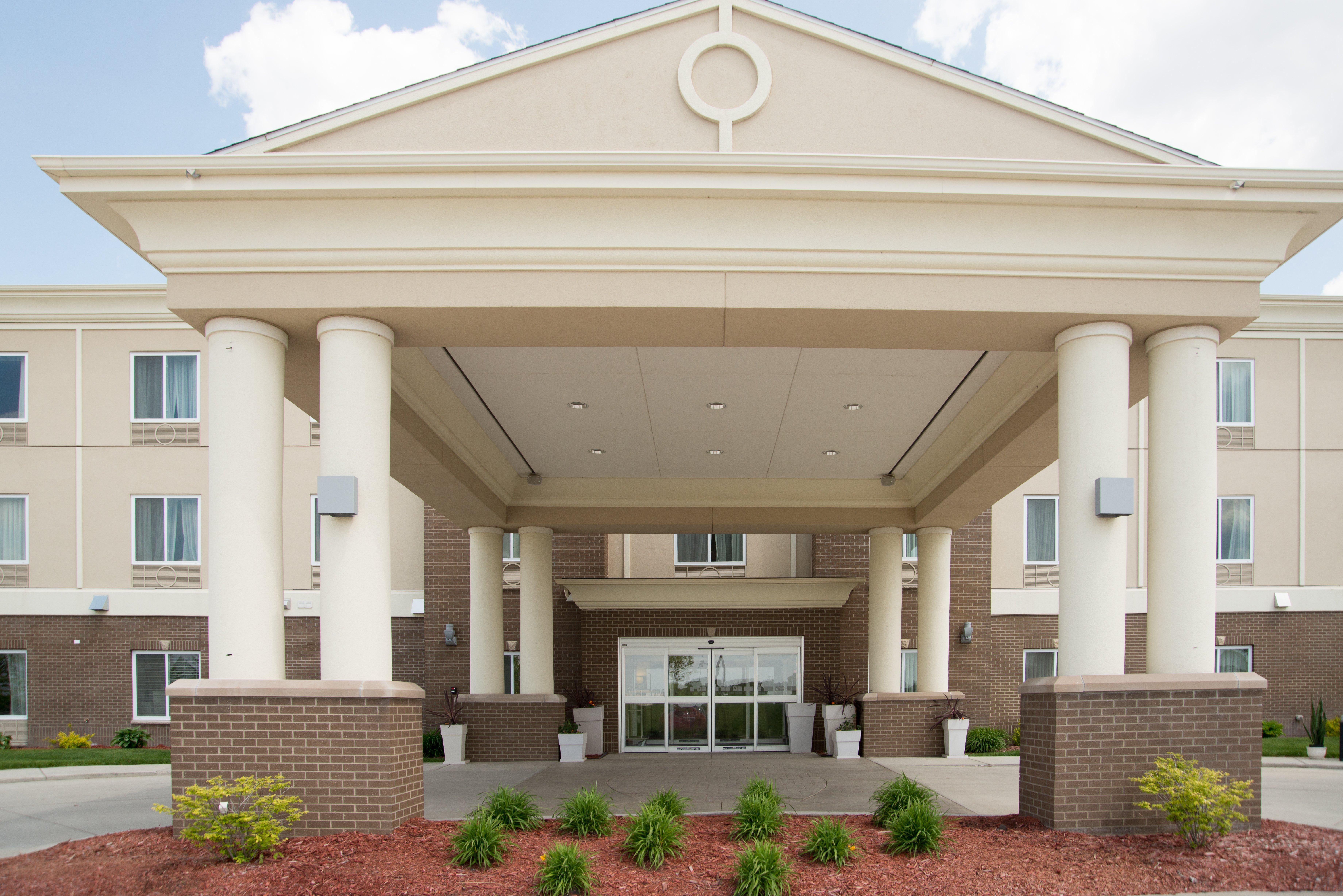 Holiday Inn Express - Albert Lea By Ihg Εξωτερικό φωτογραφία