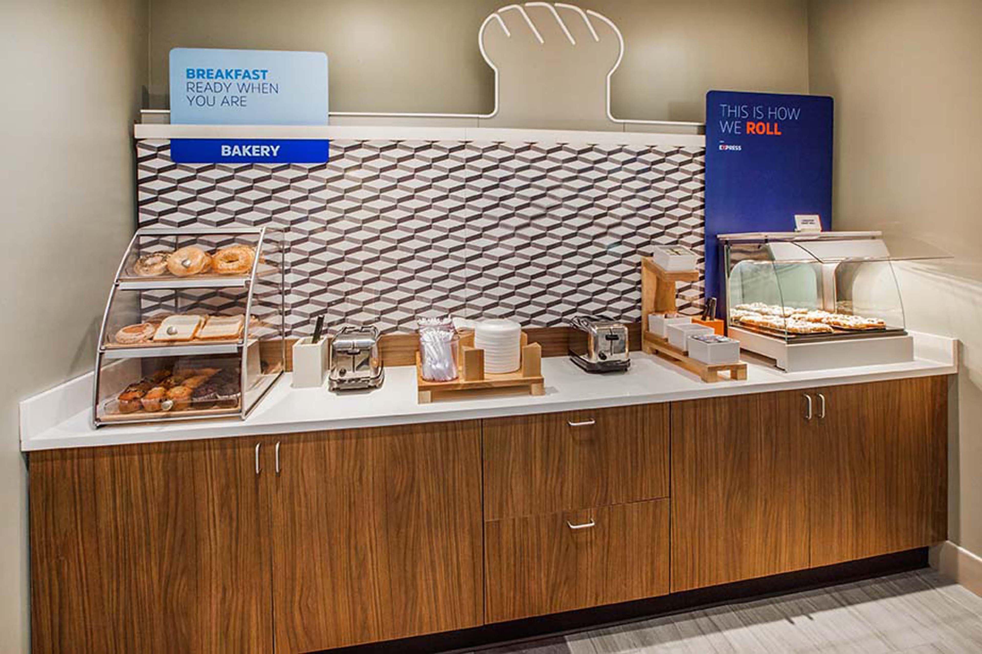 Holiday Inn Express - Albert Lea By Ihg Εξωτερικό φωτογραφία