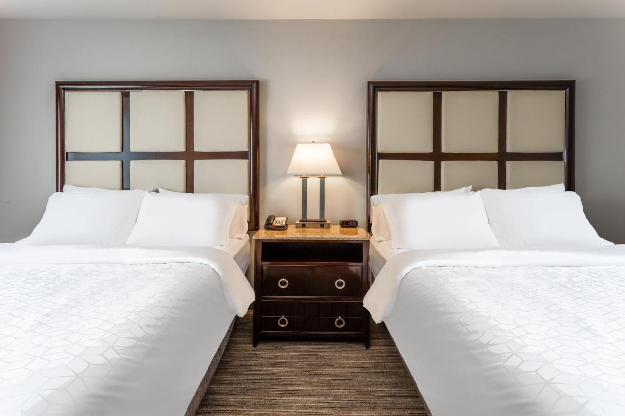 Holiday Inn Express - Albert Lea By Ihg Εξωτερικό φωτογραφία