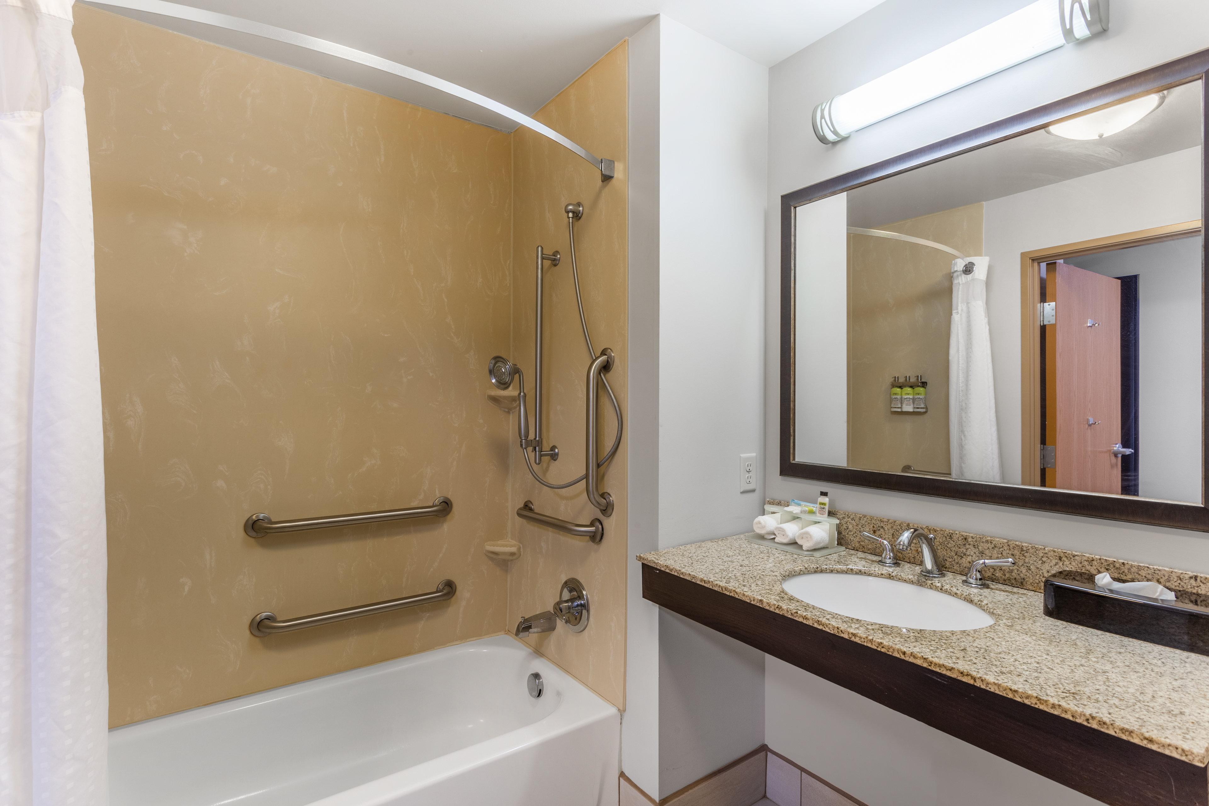 Holiday Inn Express - Albert Lea By Ihg Εξωτερικό φωτογραφία