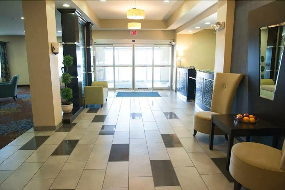 Holiday Inn Express - Albert Lea By Ihg Εξωτερικό φωτογραφία