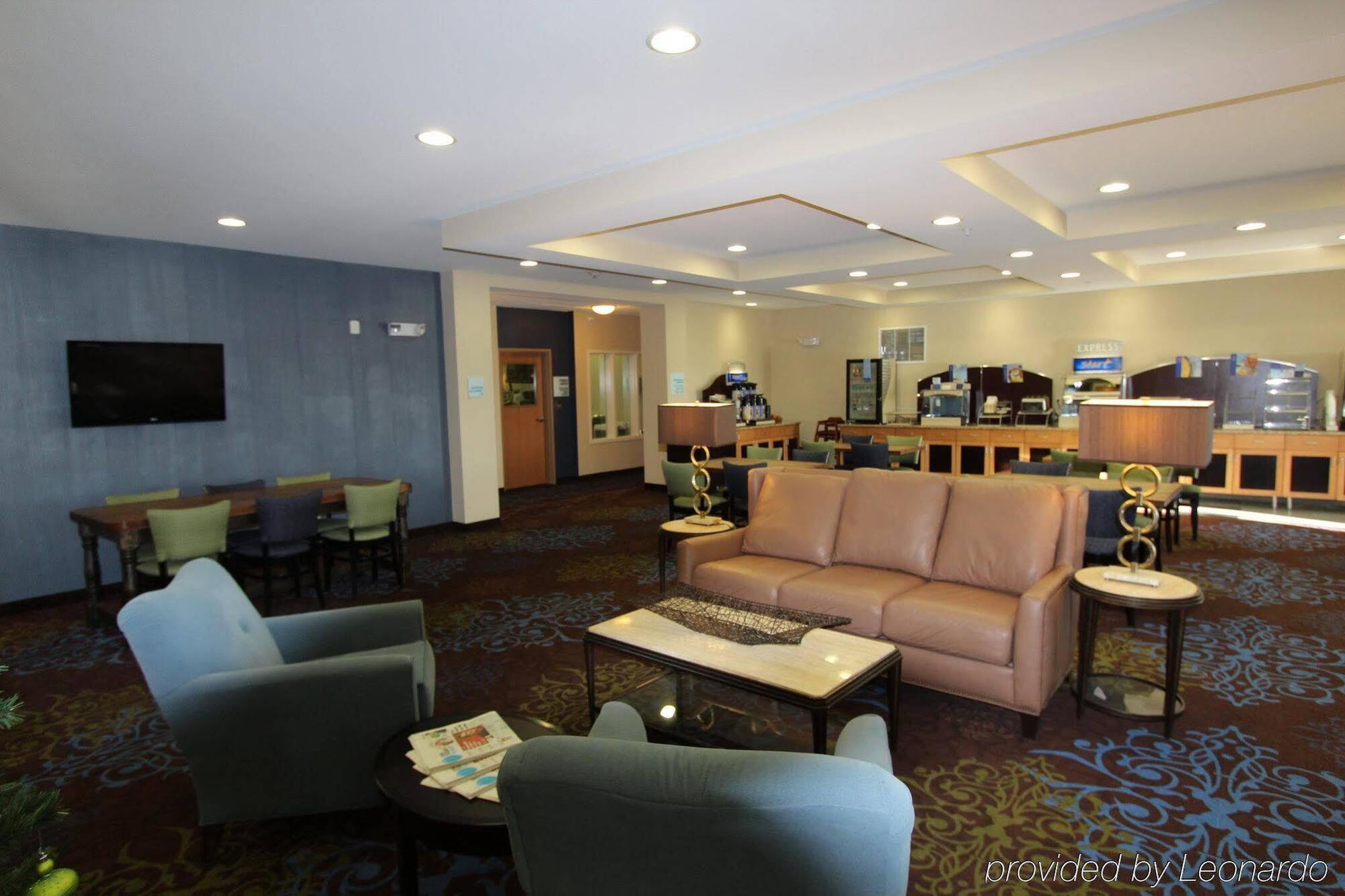 Holiday Inn Express - Albert Lea By Ihg Εξωτερικό φωτογραφία